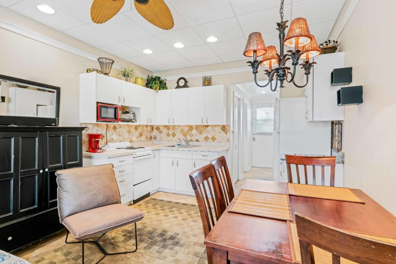 Appartamento Sunrise Haven Clearwater Beach Esterno foto